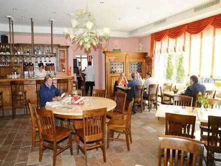 Parkhotel Szálloda