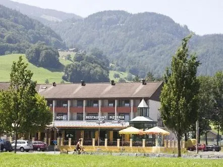 Parkhotel Szálloda